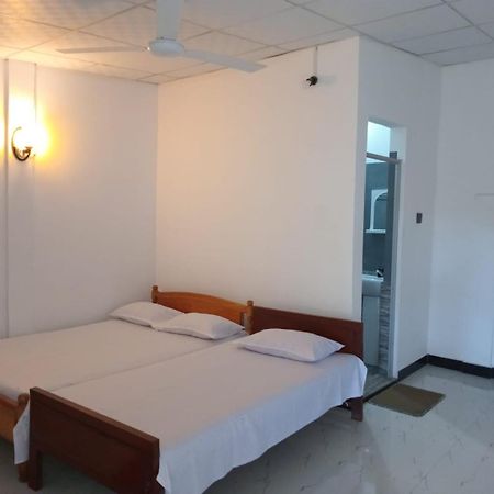 فندق Amila Guest تريكونامالاي المظهر الخارجي الصورة